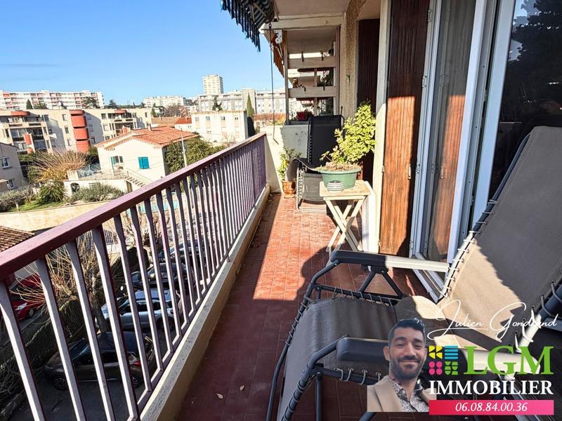 Appartement - 95 m² - 4 pièces