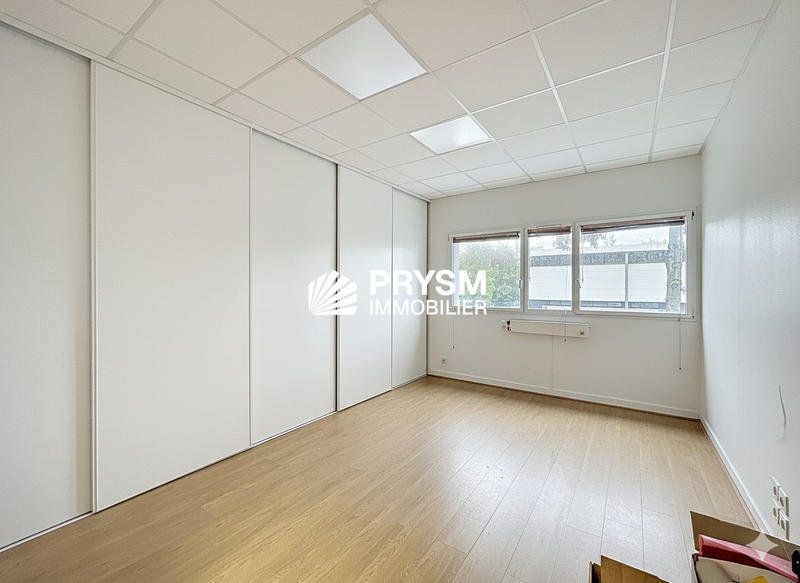 Bureau - 19 m² - 1 pièce