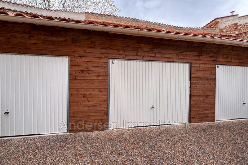 Parking / Garage - 15 m²