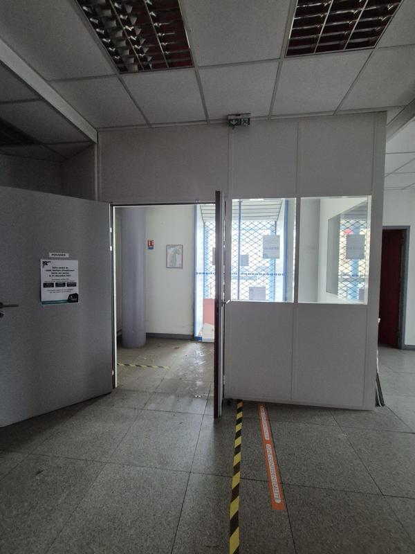 Local d'activités - 239 m²