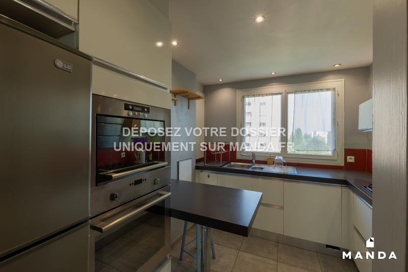 Appartement - 98 m² - 5 pièces