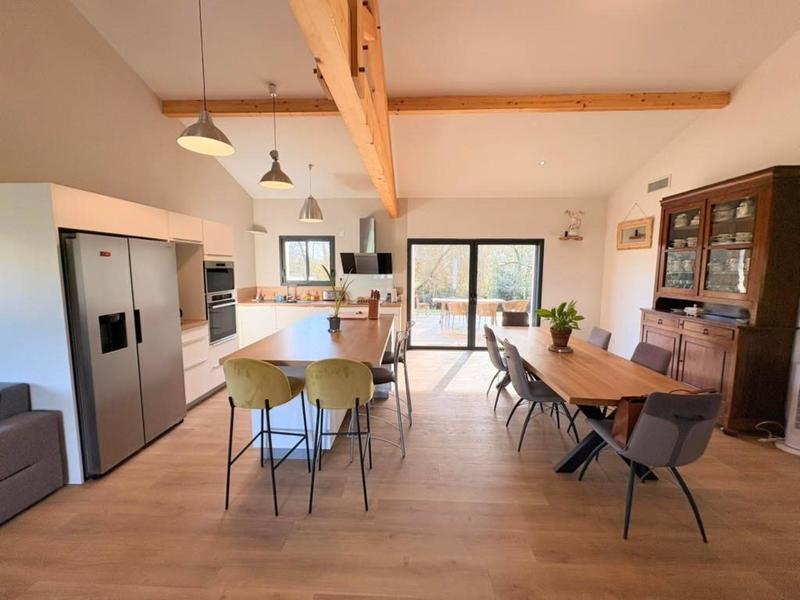Maison - 148 m² - 5 pièces