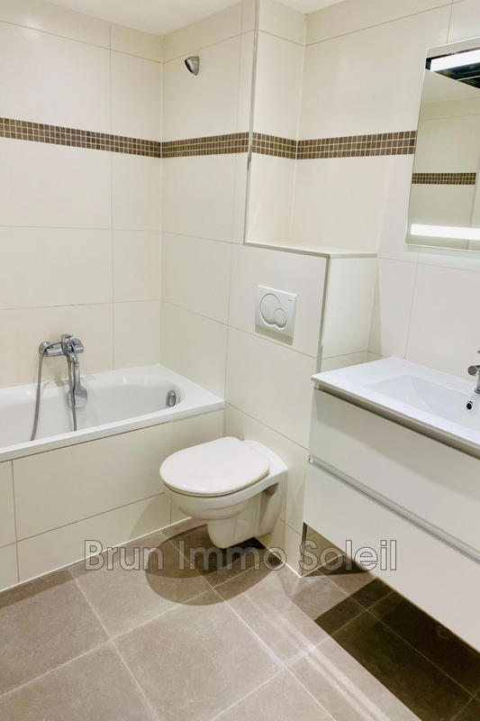 Appartement - 77 m² - 4 pièces