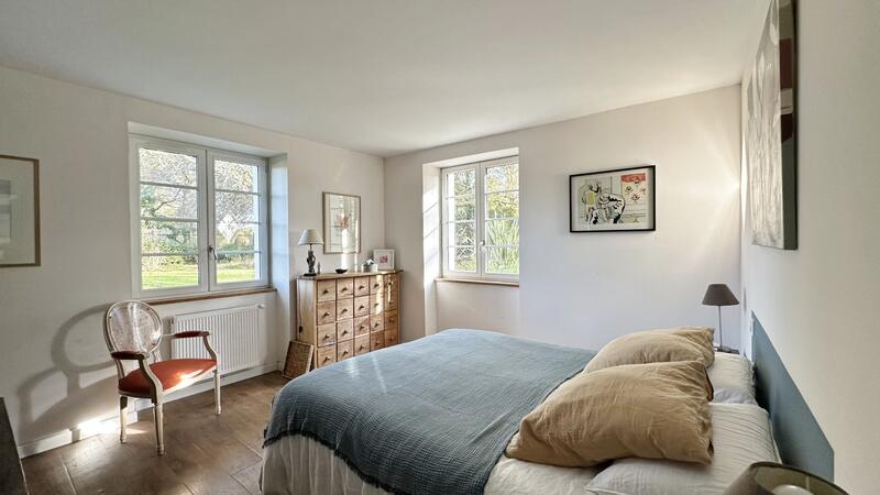 Maison - 205 m² - 7 pièces