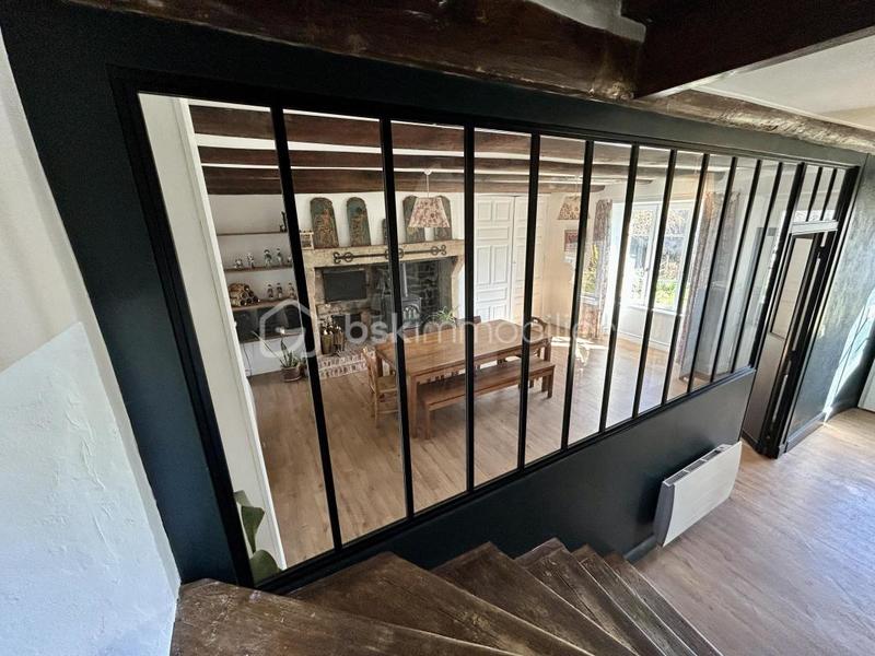 Maison en pierre - 220 m² - 7 pièces