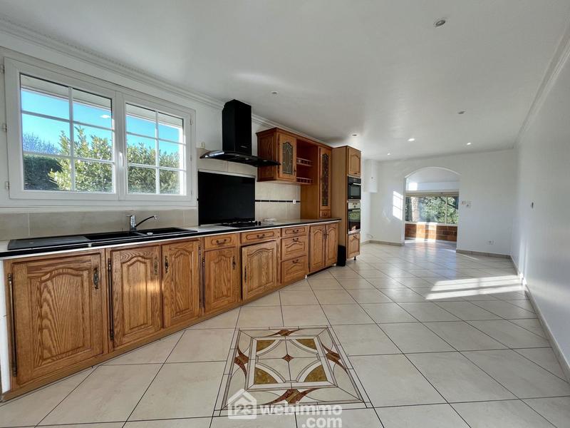 Maison - 170 m² - 5 pièces