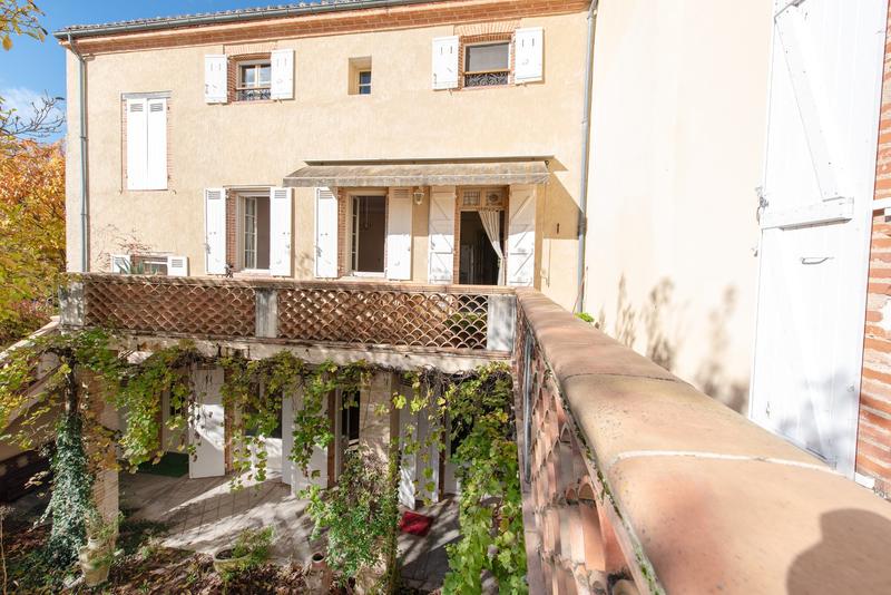 Maison bourgeoise - 385 m² - 12 pièces