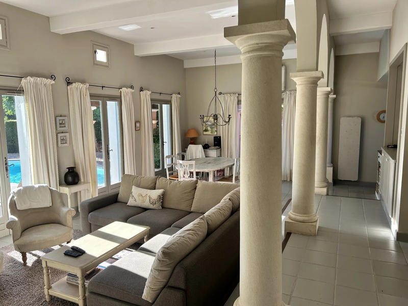 Villa - 137 m² - 4 pièces