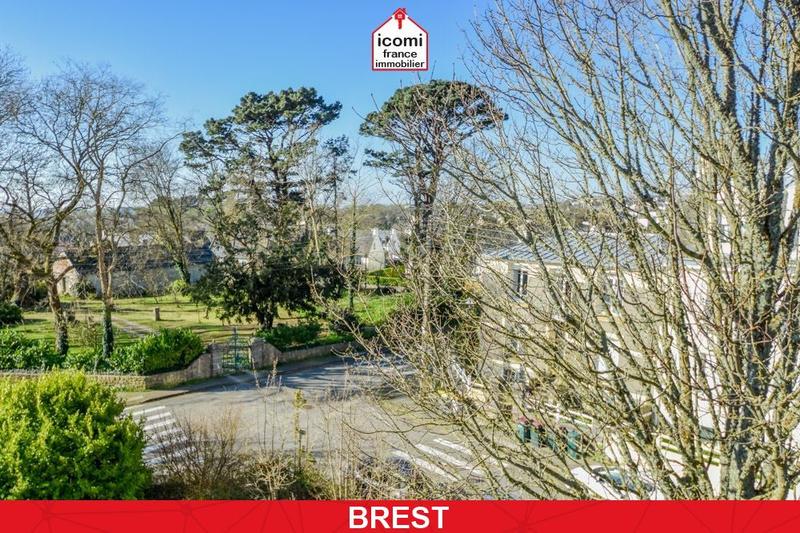 Appartement - 90 m² - 5 pièces