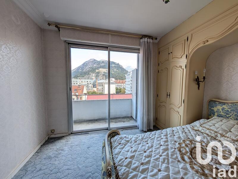 Appartement - 140 m² - 4 pièces