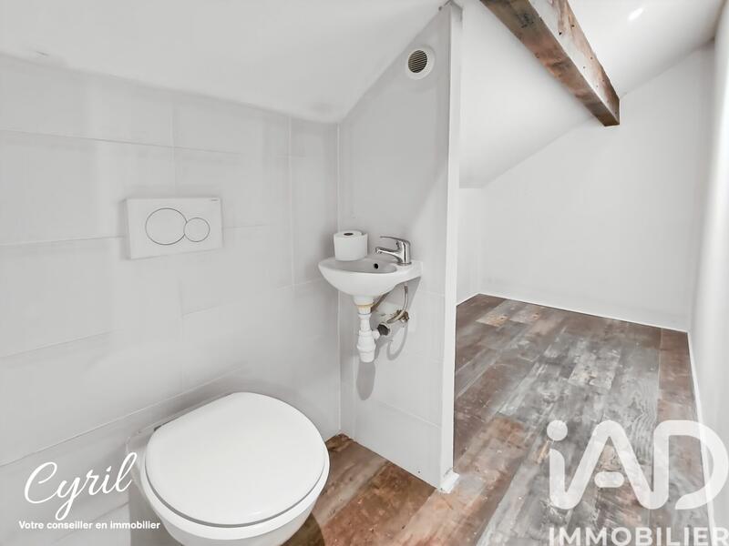 Maison - 90 m² - 4 pièces