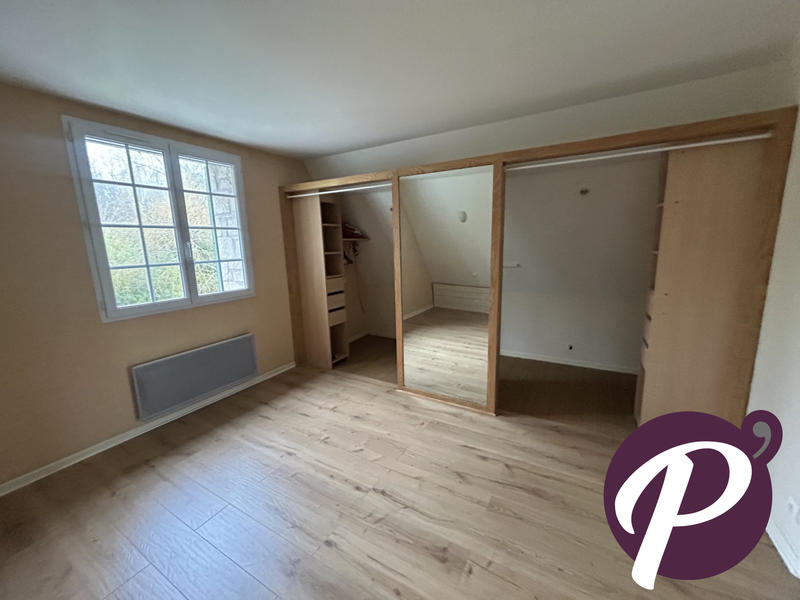 Maison - 200 m² - 6 pièces