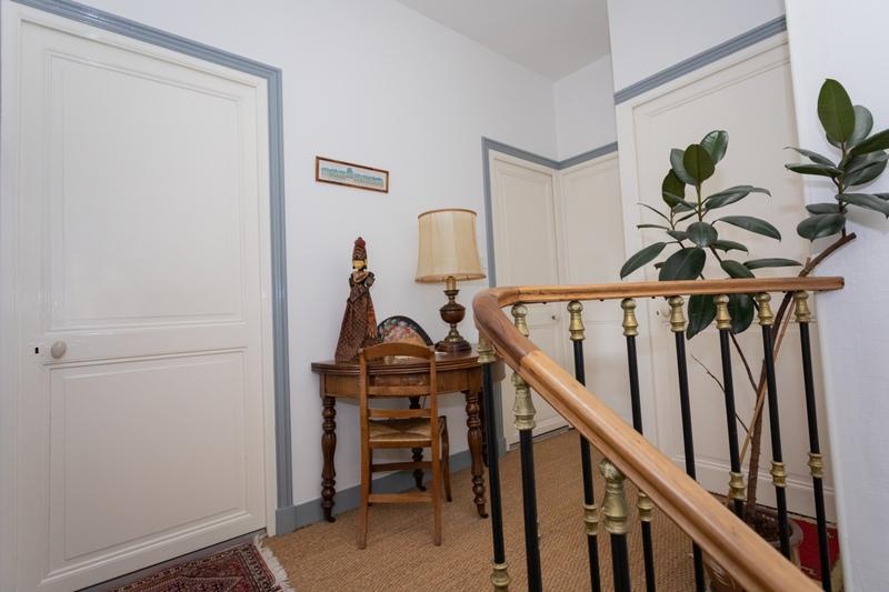 Maison - 181 m² - 7 pièces