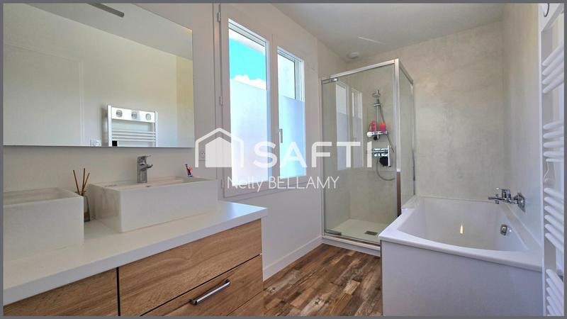 Maison - 170 m² - 6 pièces