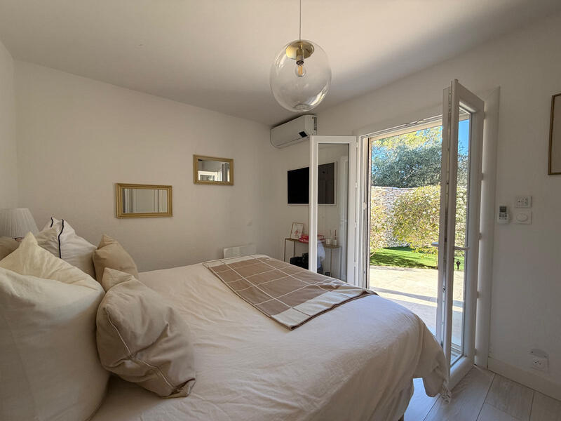 Maison - 180 m² - 5 pièces