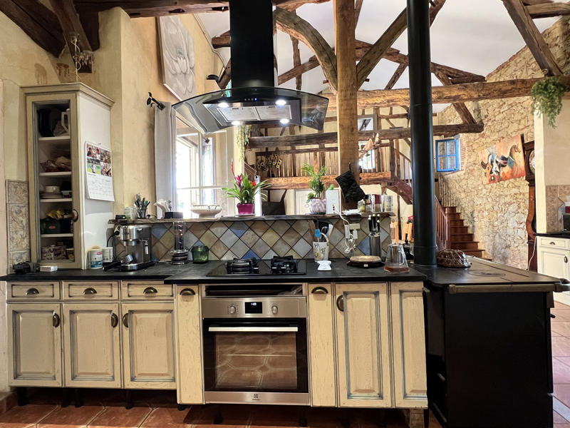 Maison - 375 m² - 17 pièces