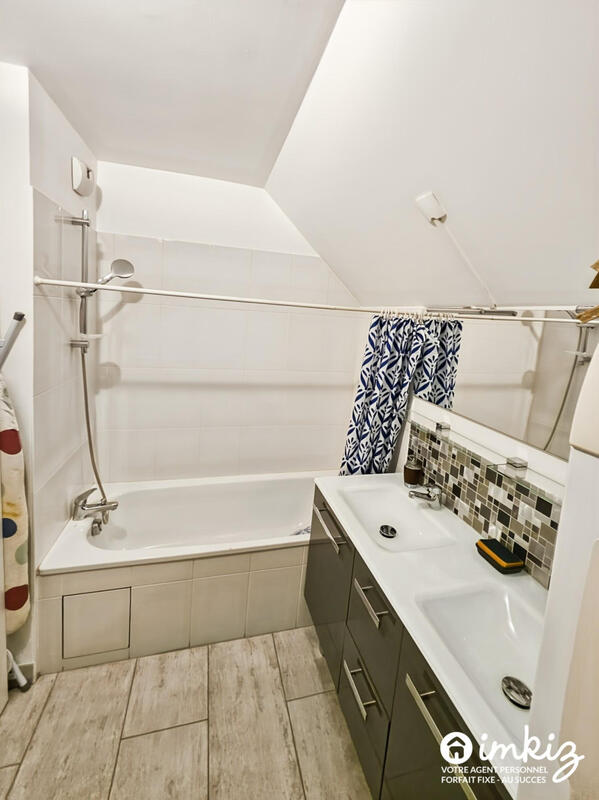 Appartement - 70 m² - 5 pièces