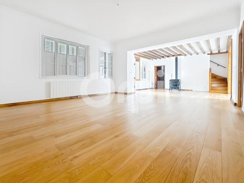 Maison - 160 m² - 5 pièces