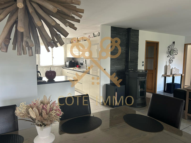 Maison - 100 m² - 4 pièces