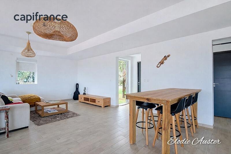 Villa - 250 m² - 7 pièces