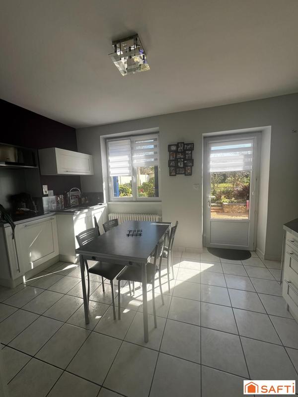 Maison - 150 m² - 7 pièces