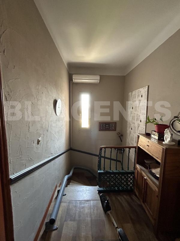 Villa - 200 m² - 6 pièces