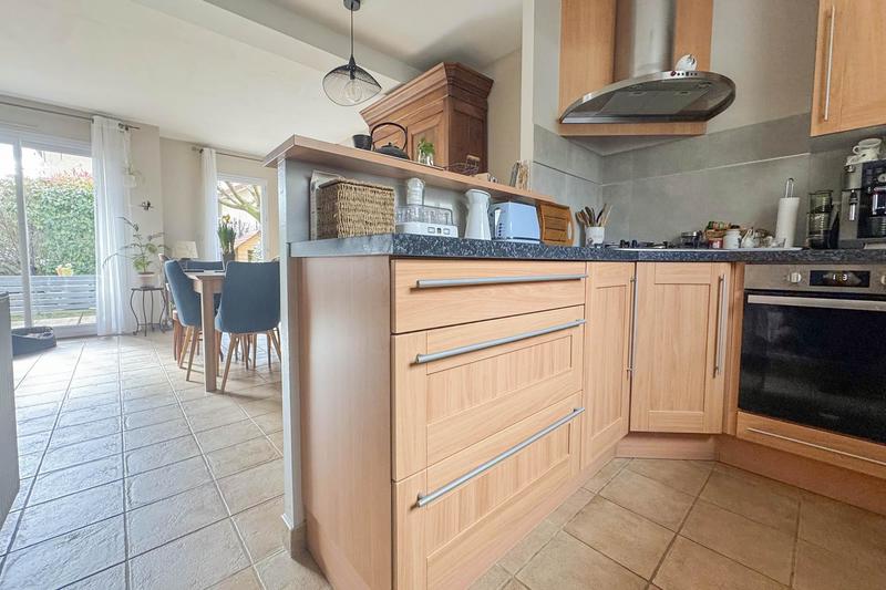 Maison - 105 m² - 4 pièces