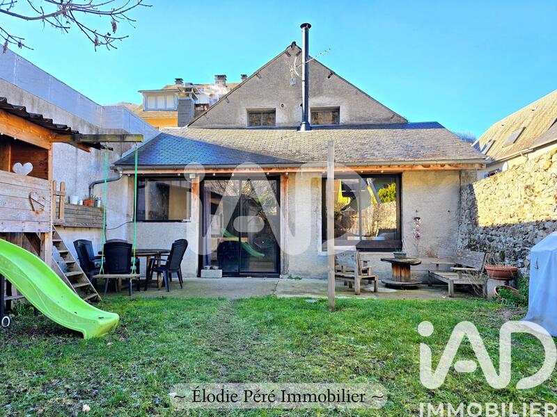 Maison de village - 137 m² - 4 pièces