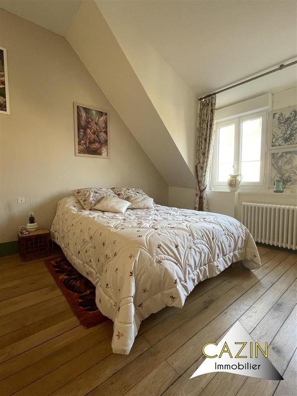 Maison - 198 m² - 7 pièces