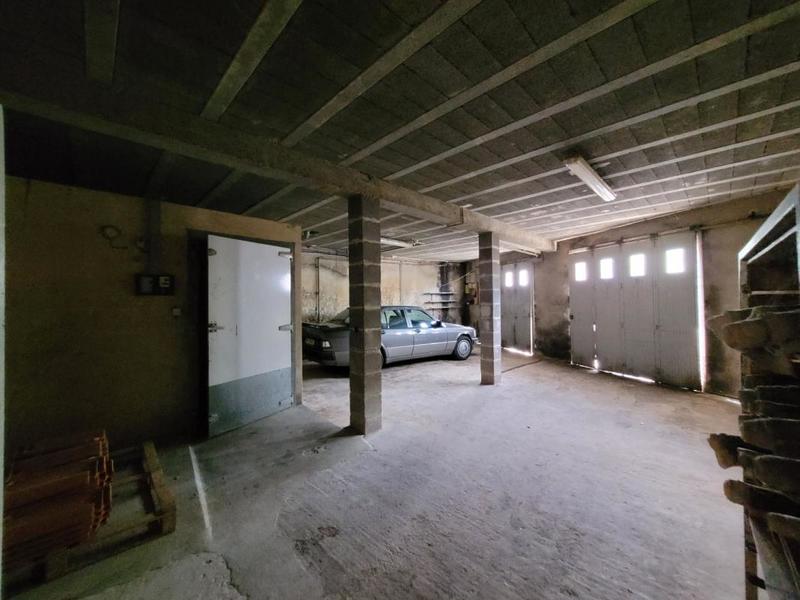 Maison - 216 m² - 10 pièces