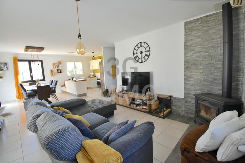 Villa - 93 m² - 5 pièces