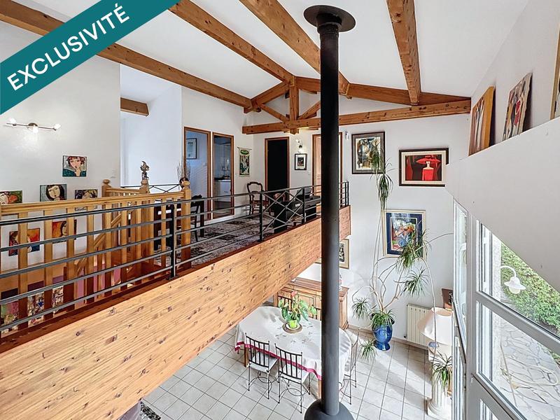 Maison - 173 m² - 8 pièces