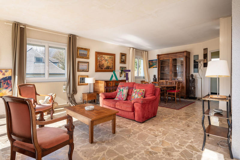 Maison - 162 m² - 7 pièces