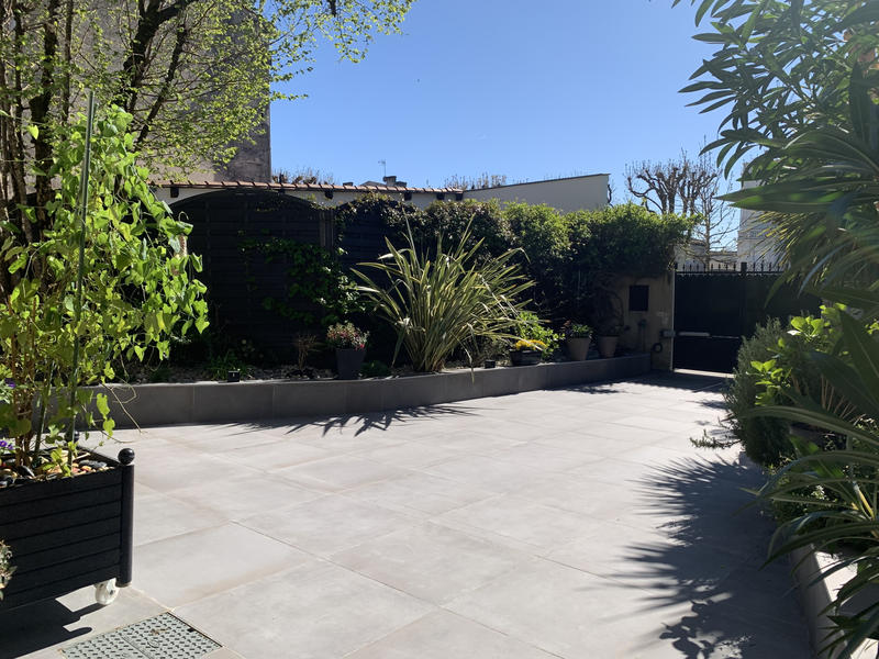 Maison - 232 m² - 6 pièces