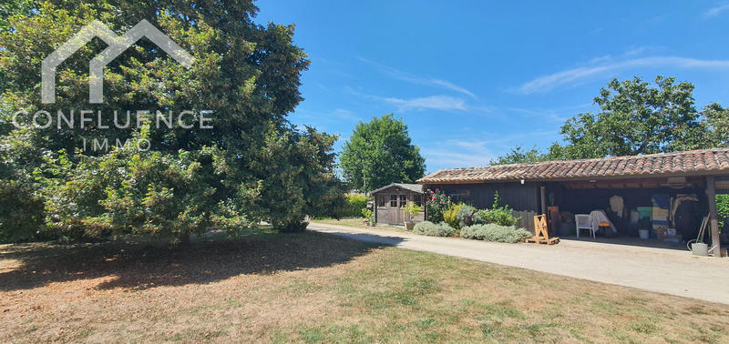 Maison - 200 m² - 7 pièces