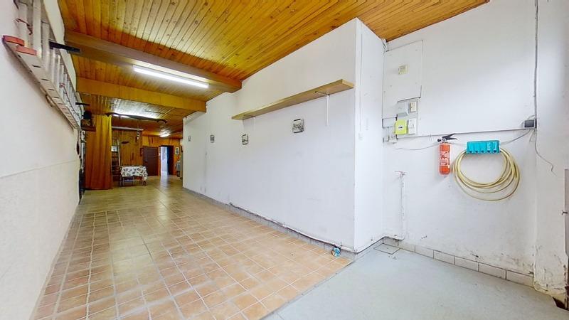 Maison - 225 m² - 8 pièces