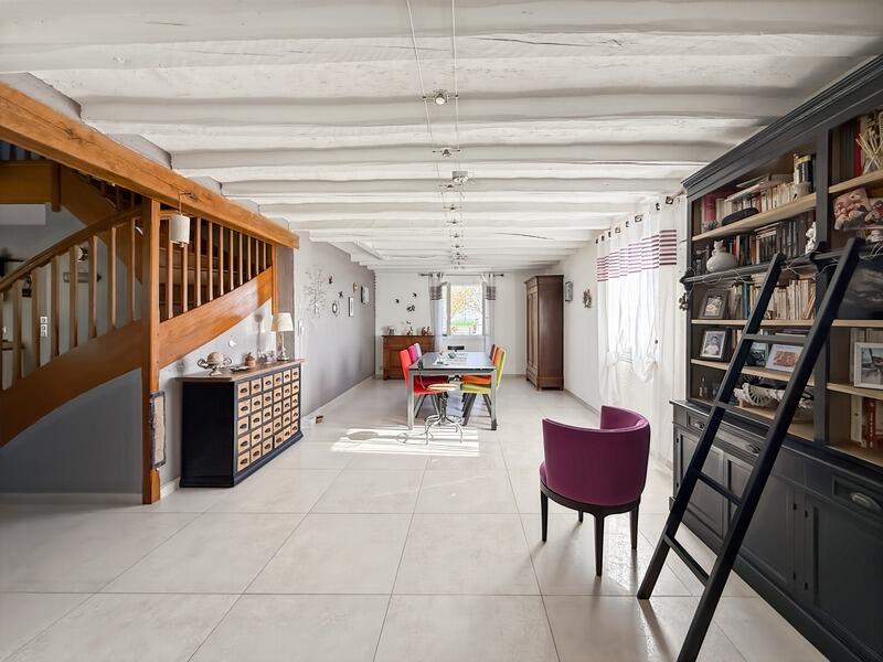 Maison - 160 m² - 7 pièces