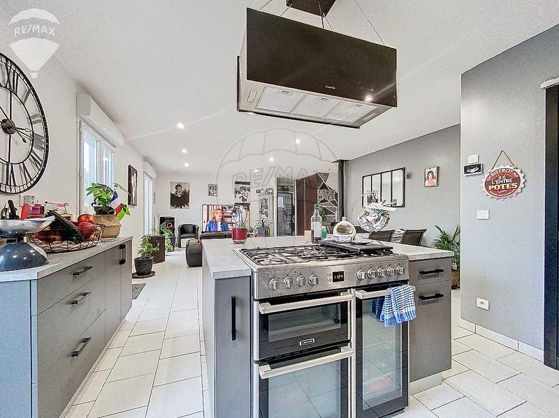 Maison - 113 m² - 6 pièces