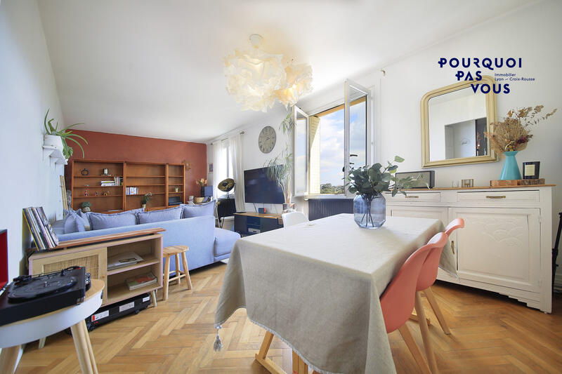 Appartement - 81 m² - 4 pièces