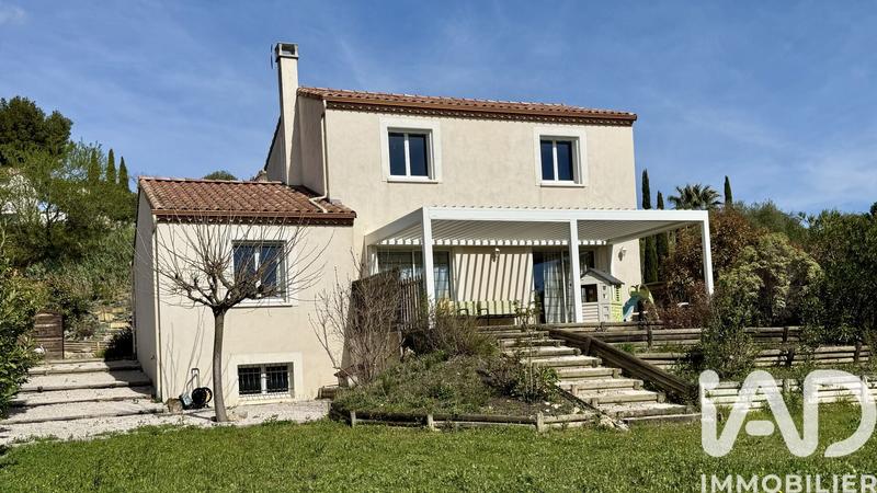 Maison - 125 m² - 6 pièces