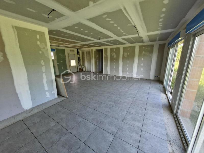 Maison traditionnelle - 100 m² - 4 pièces