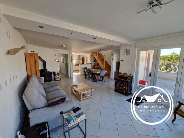 Maison - 216 m² - 7 pièces