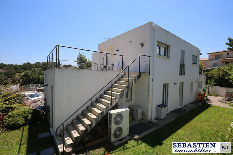 Maison - 84 m² - 3 pièces