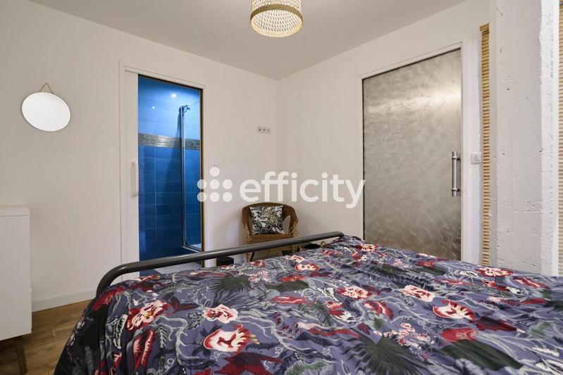 Loft - 243 m² - 4 pièces