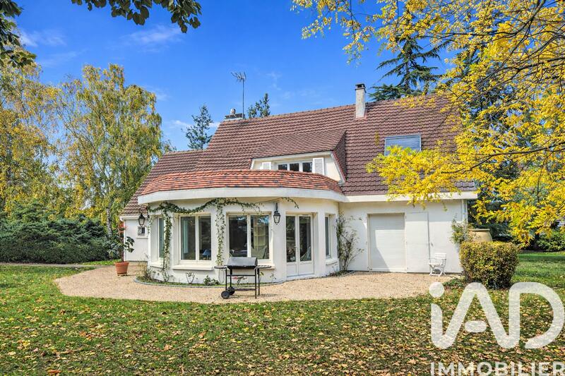 Maison - 200 m² - 7 pièces