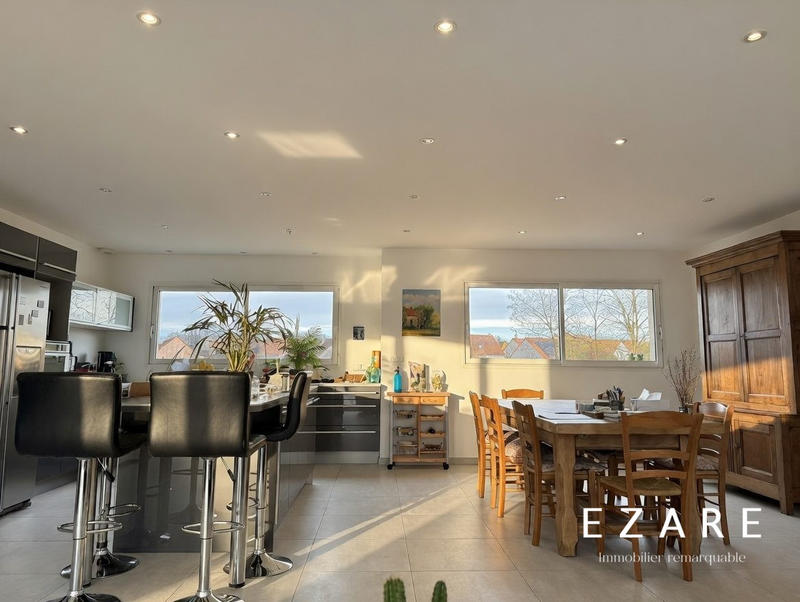 Maison - 174 m² - 6 pièces