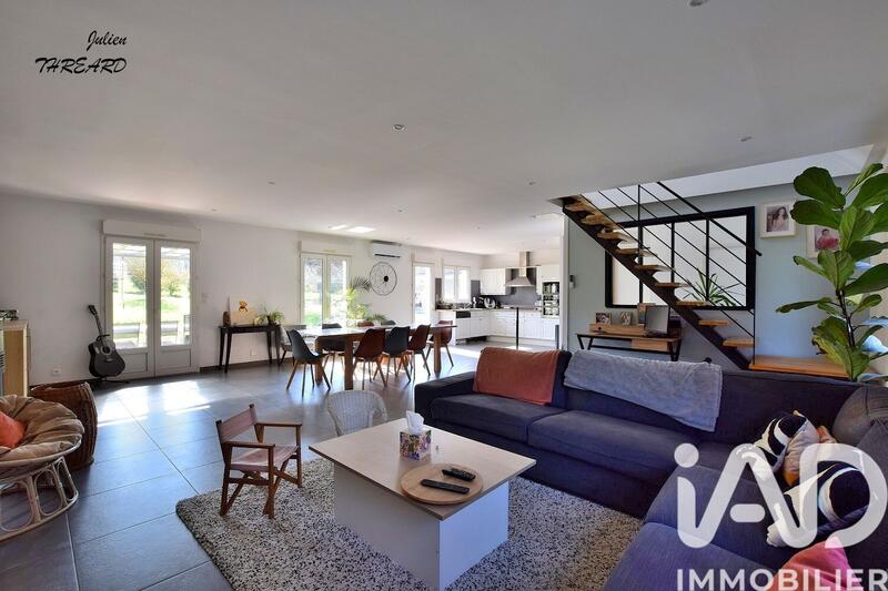 Maison - 140 m² - 5 pièces