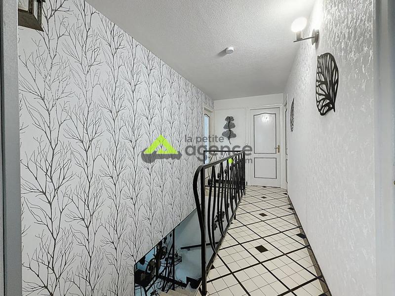 Maison - 135 m² - 5 pièces