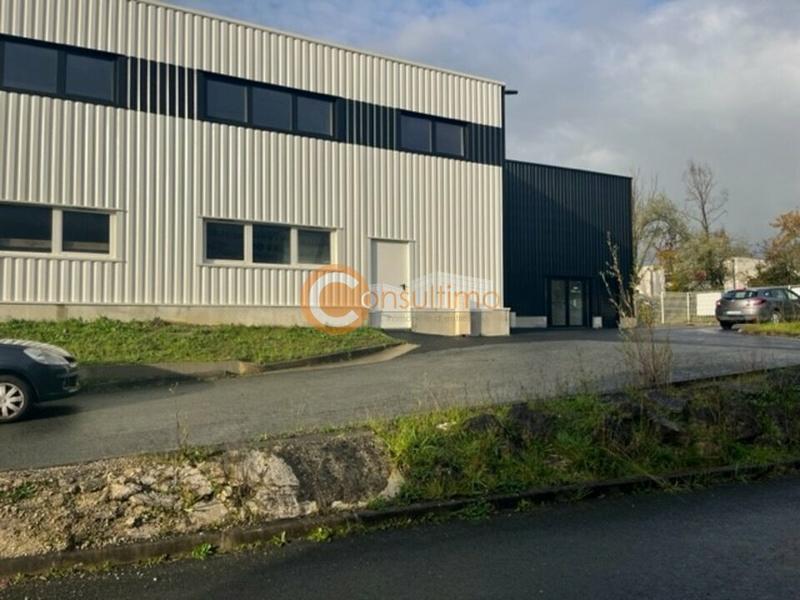 Local d'activité / Entrepôt - 360 m²