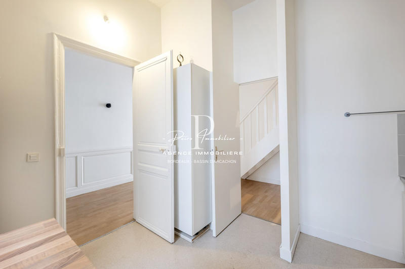 Appartement - 104 m² - 4 pièces